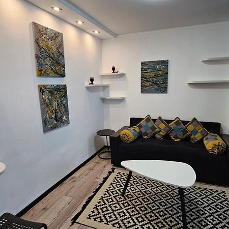Apartment On Panfilova 114 Almatı Dış mekan fotoğraf