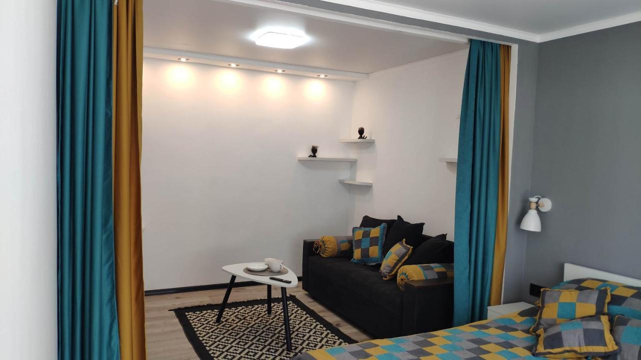 Apartment On Panfilova 114 Almatı Dış mekan fotoğraf