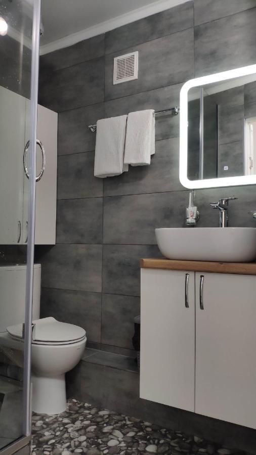 Apartment On Panfilova 114 Almatı Dış mekan fotoğraf